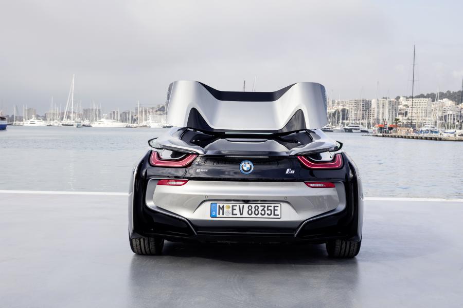  BMW i8 Roadster (I15) 2018 года  (WW) (фото 142 из 198)
